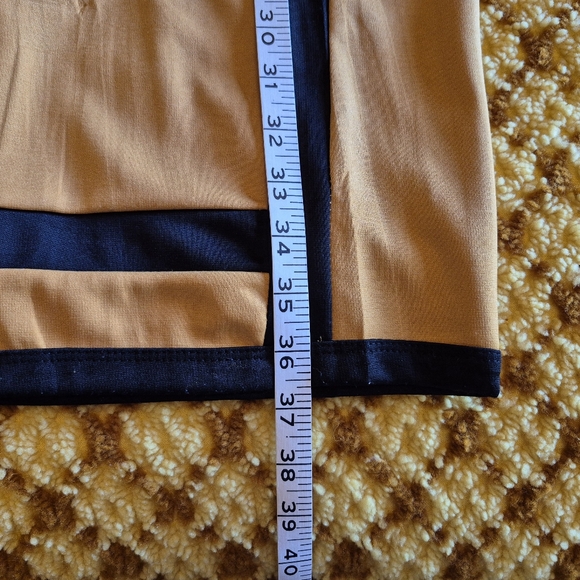 Colourblock Mod Dress - Picture 9 of 12